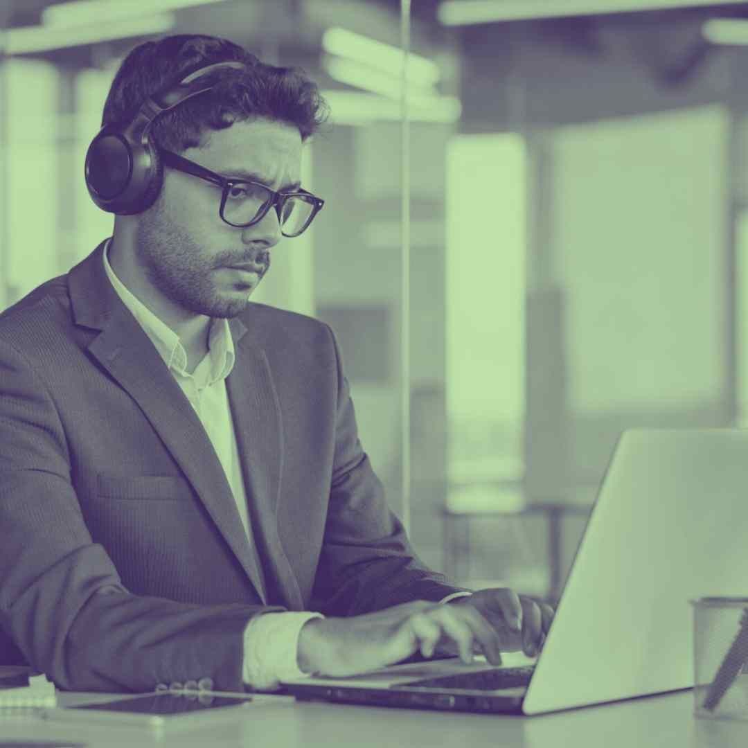 Arabic & Hebrew transcription services: high-quality, professional, dialects included. Expert audio transcription for diverse needs.